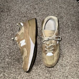 New Balance 992 Tan Sneakers men’s 7